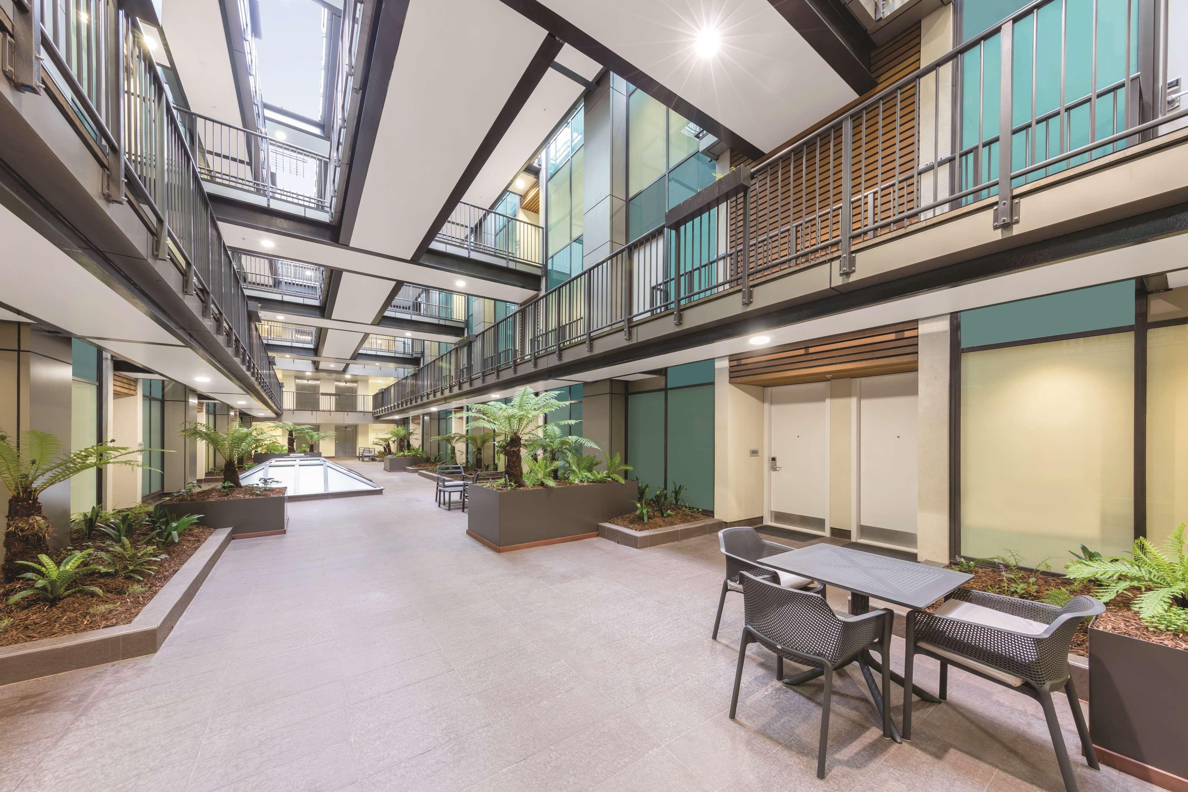 Adina Apartment Hotel Auckland Britomart Exterior photo